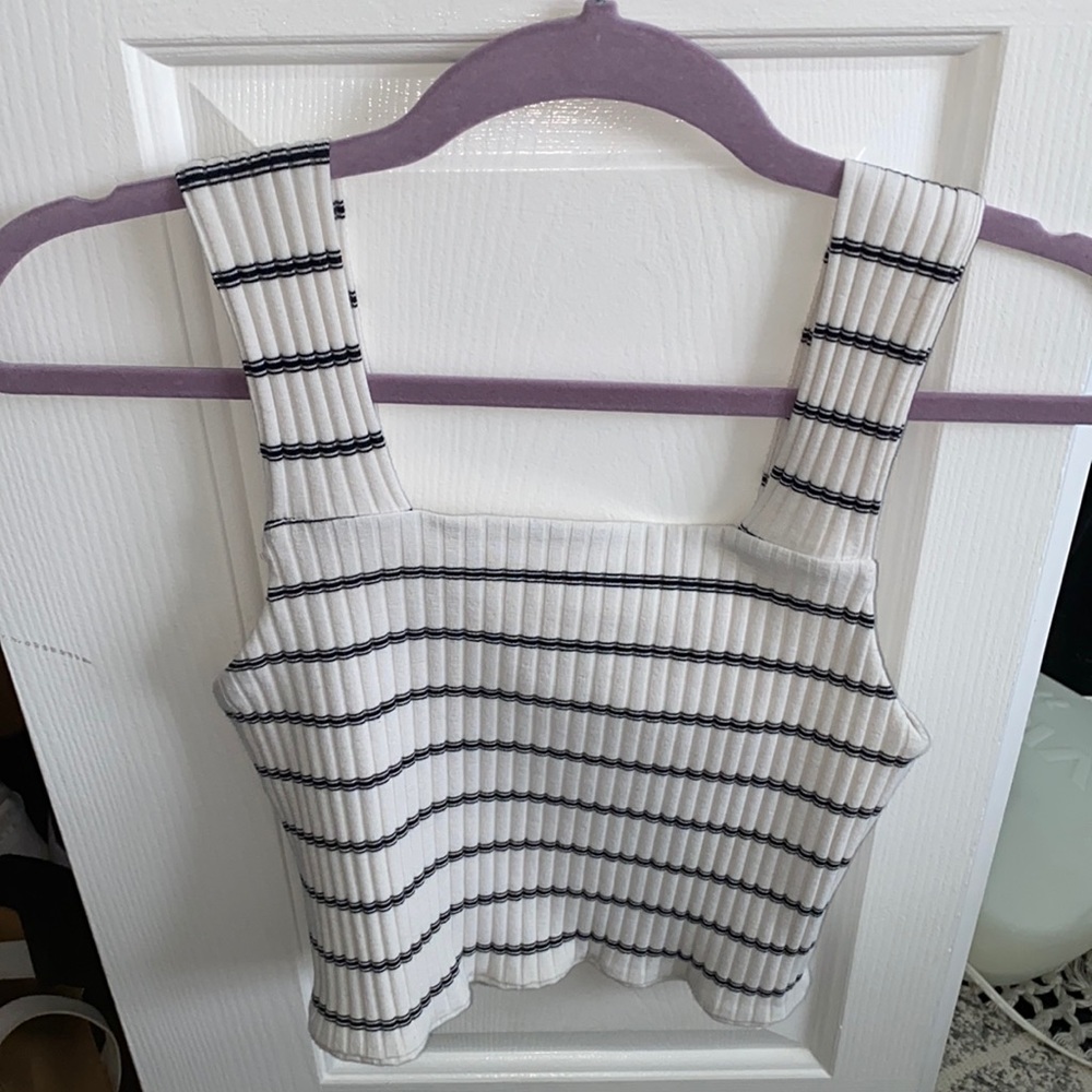 American Eagle tank/ crop top!